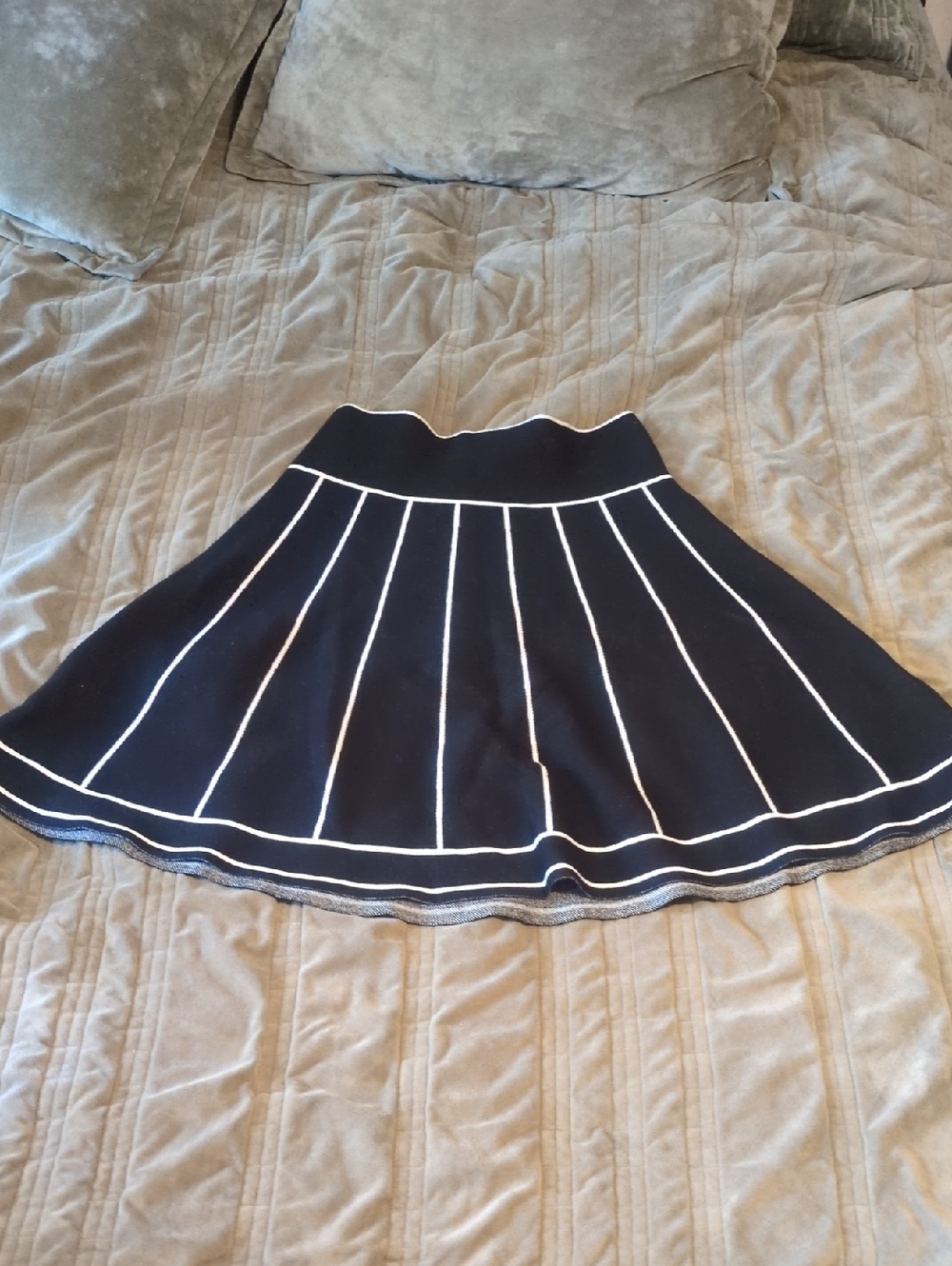 Women's Black Knit Flared Skirt with White Piping